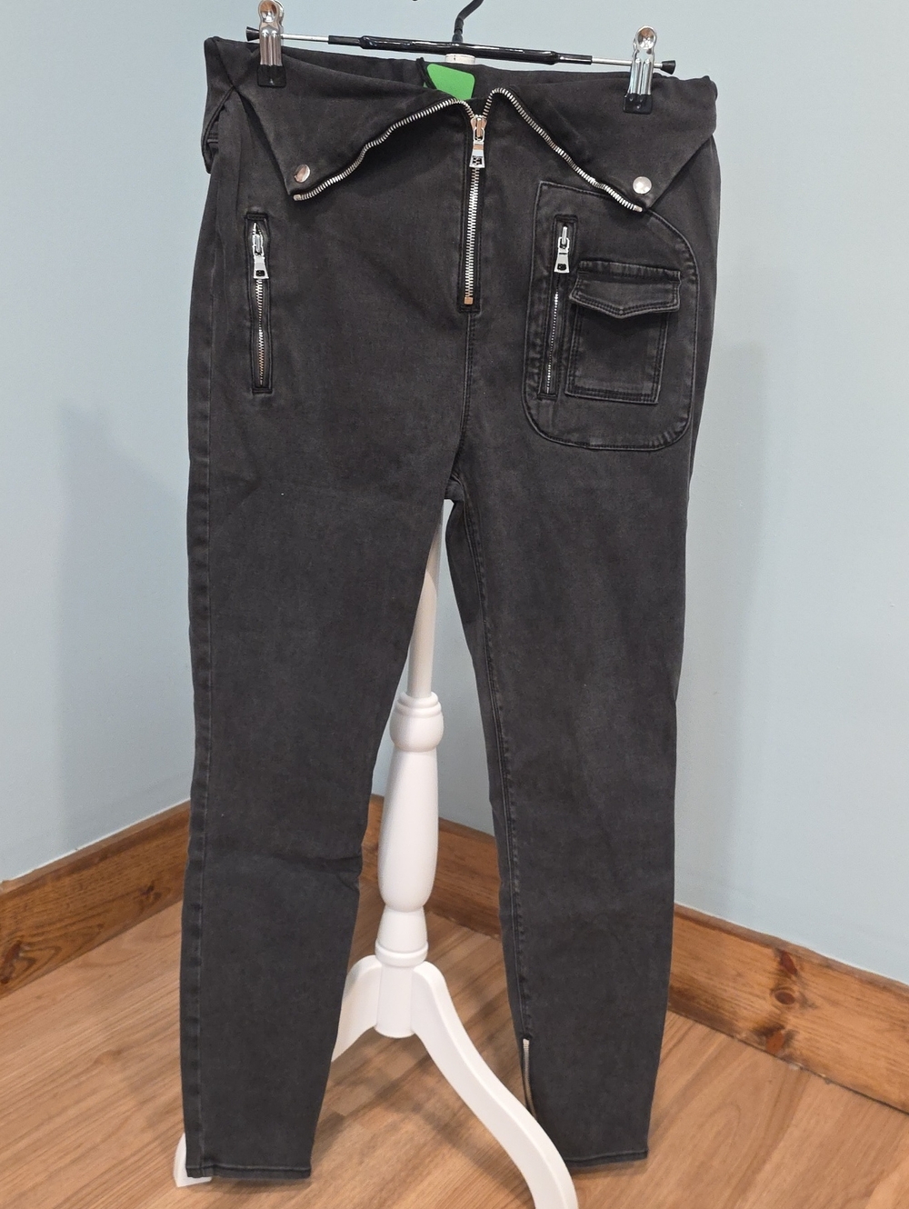 RtA Jeans 31 NWT